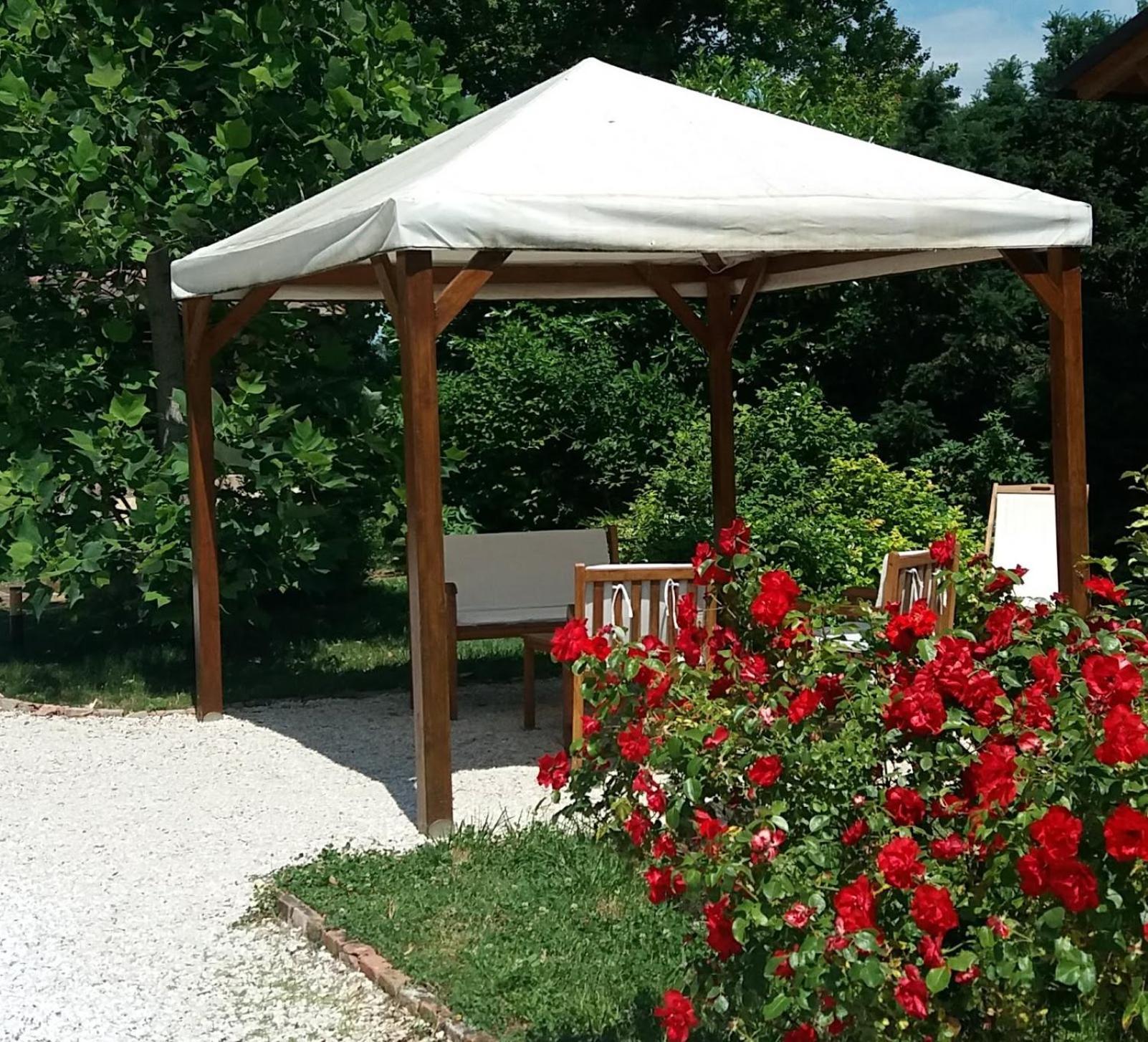 Locanda Del Toro كالديرارا دي رينو المظهر الخارجي الصورة